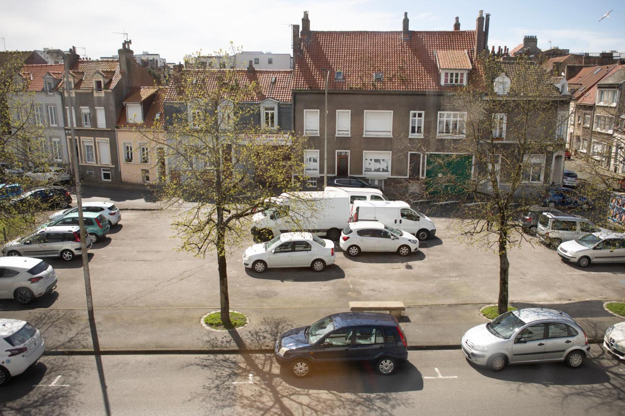 ++++ Duplex Renove 5 Pieces 150m2 A 8 Mn De La Place Dalton ++++